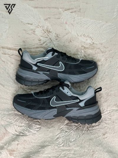 کتونی مردانه نایک وی تو کی ران ( Nike V2K Run )