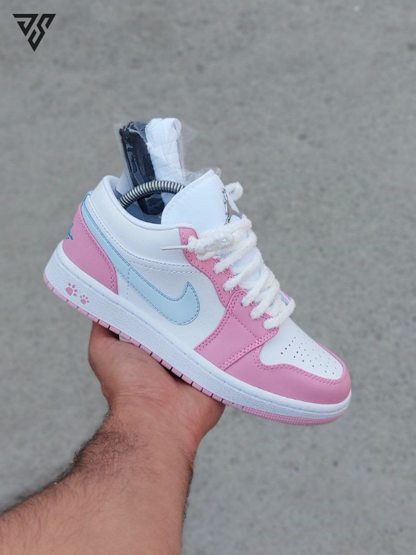 کتونی زنانه نایک ایر جردن 1 ( Nike Air Jordan 1 Low SE Paw Print Pink ) کتونی زنانه نایک ایر جردن 1 ( Nike Air Jordan 1 Low SE Paw Print Pink )