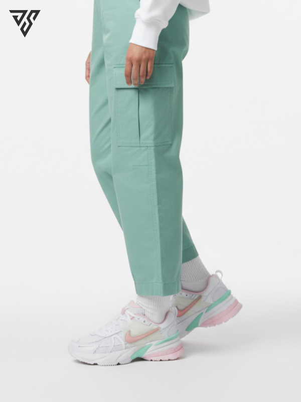 کتونی زنانه نایک وی تو کی ران سفید صورتی ( Nike V2K Run ) کتونی زنانه نایک وی تو کی ران سفید صورتی ( Nike V2K Run )