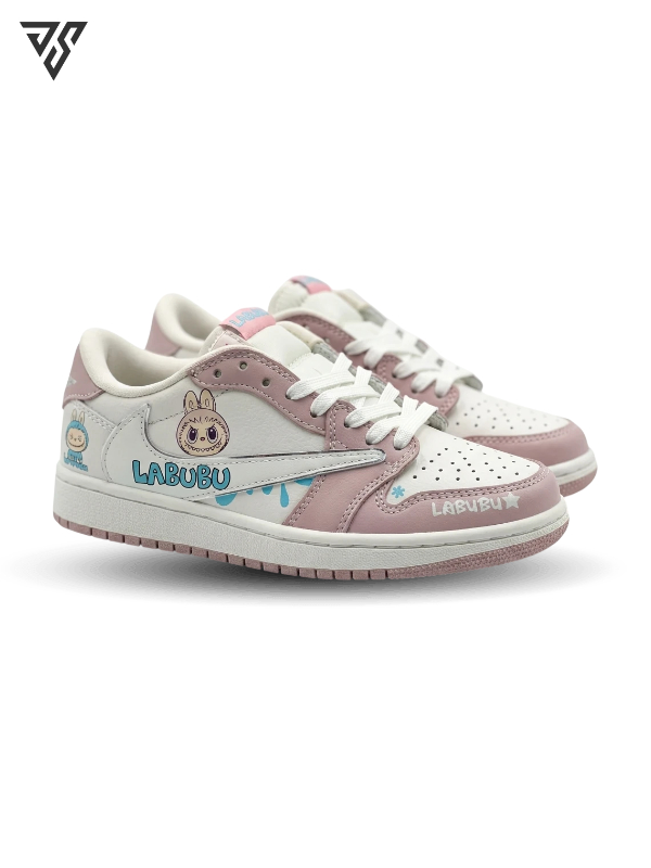 کتونی زنانه نایک ایر جردن 1 لبوبو ( Nike Air Jordan 1 Low Labubu ) کتونی زنانه نایک ایر جردن 1 لبوبو ( Nike Air Jordan 1 Low Labubu )