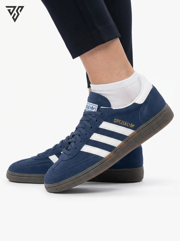 کتونی زنانه آدیداس اسپیزال سرمه ای ( Adidas Spezial ) کتونی زنانه آدیداس اسپیزال سرمه ای ( Adidas Spezial )
