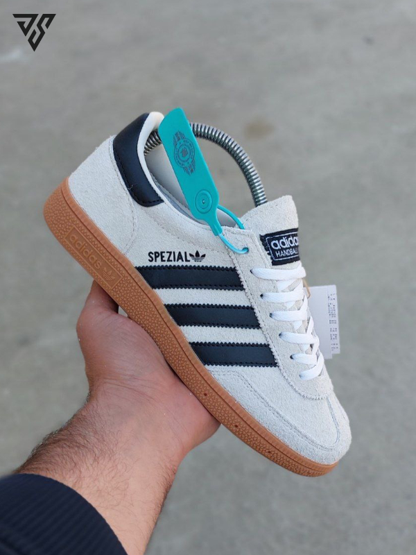 کتونی آدیداس اسپیزال طوسی مشکی ( Adidas Spezial ) کتونی آدیداس اسپیزال طوسی مشکی ( Adidas Spezial )