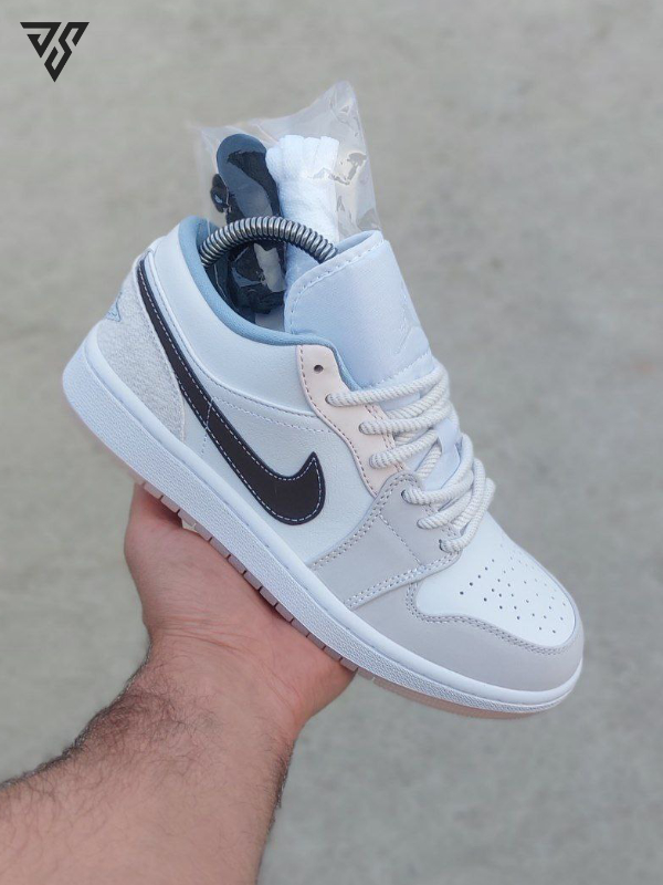 کتونی زنانه نایک ایر جردن 1 ( Nike Air Jordan 1 Low Coral Reef ) کتونی زنانه نایک ایر جردن 1 ( Nike Air Jordan 1 Low Coral Reef )