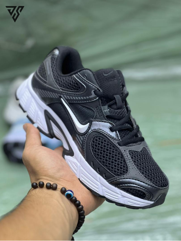 کتونی نایک وی 5 رانر مشکی سفید ( Nike V5 RNR ) کتونی نایک وی 5 رانر مشکی سفید ( Nike V5 RNR )
