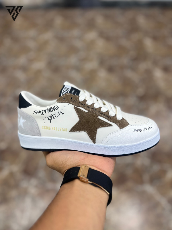 کتونی زنانه گلدن گوس بال استار ( Golden Goose Ball Star ) کتونی زنانه گلدن گوس بال استار ( Golden Goose Ball Star )
